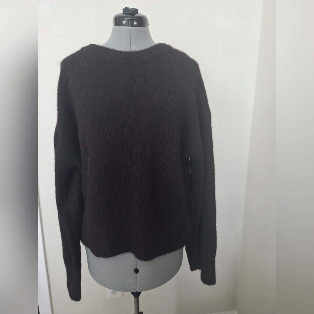 Calvin Klein Jeans Women's Black Crew Neck Sweater